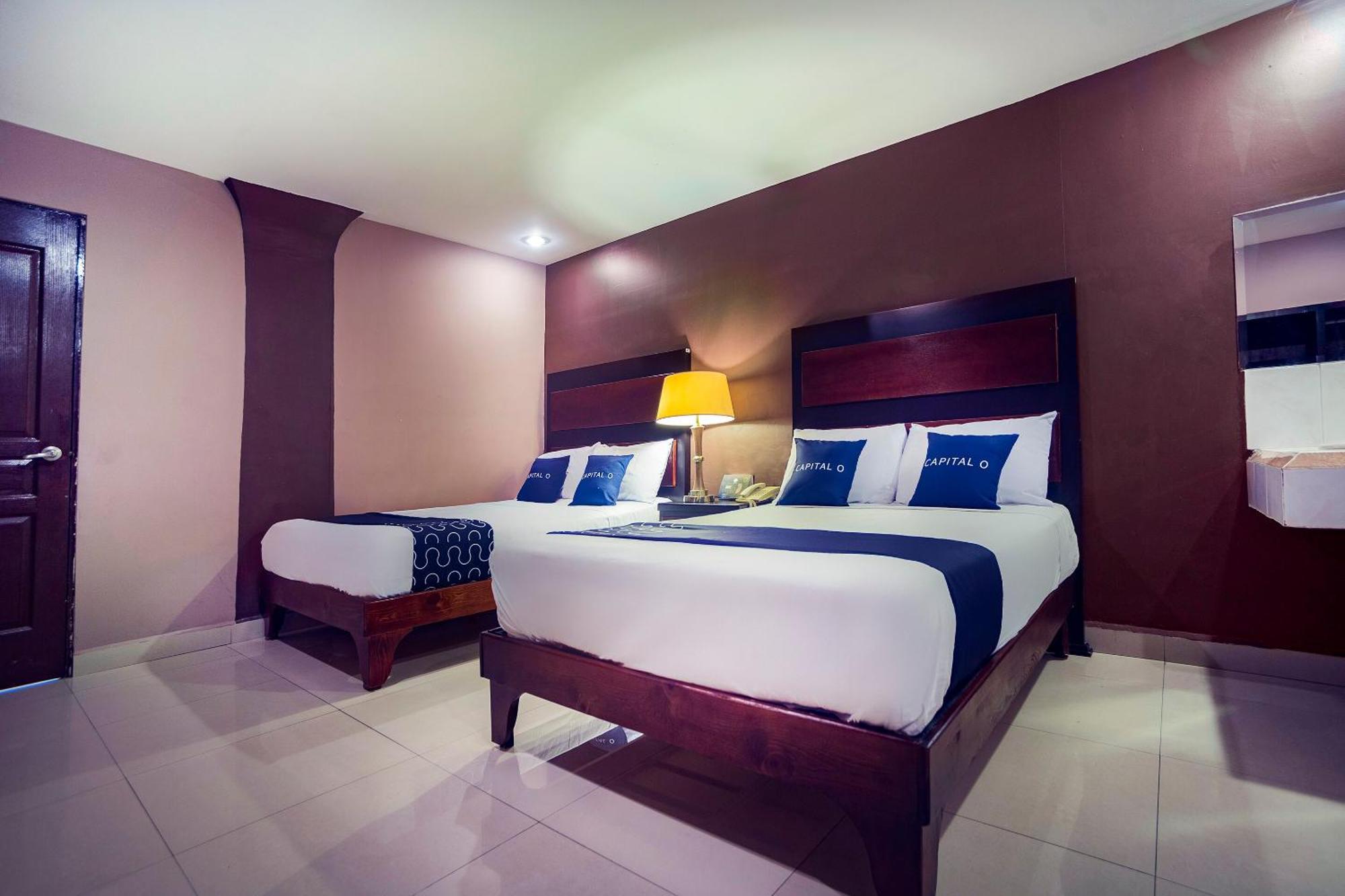 Capital O Hotel Diro, Monterrey Eksteriør billede