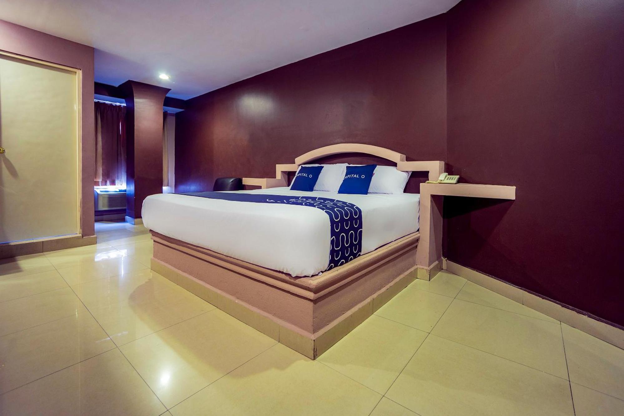 Capital O Hotel Diro, Monterrey Eksteriør billede
